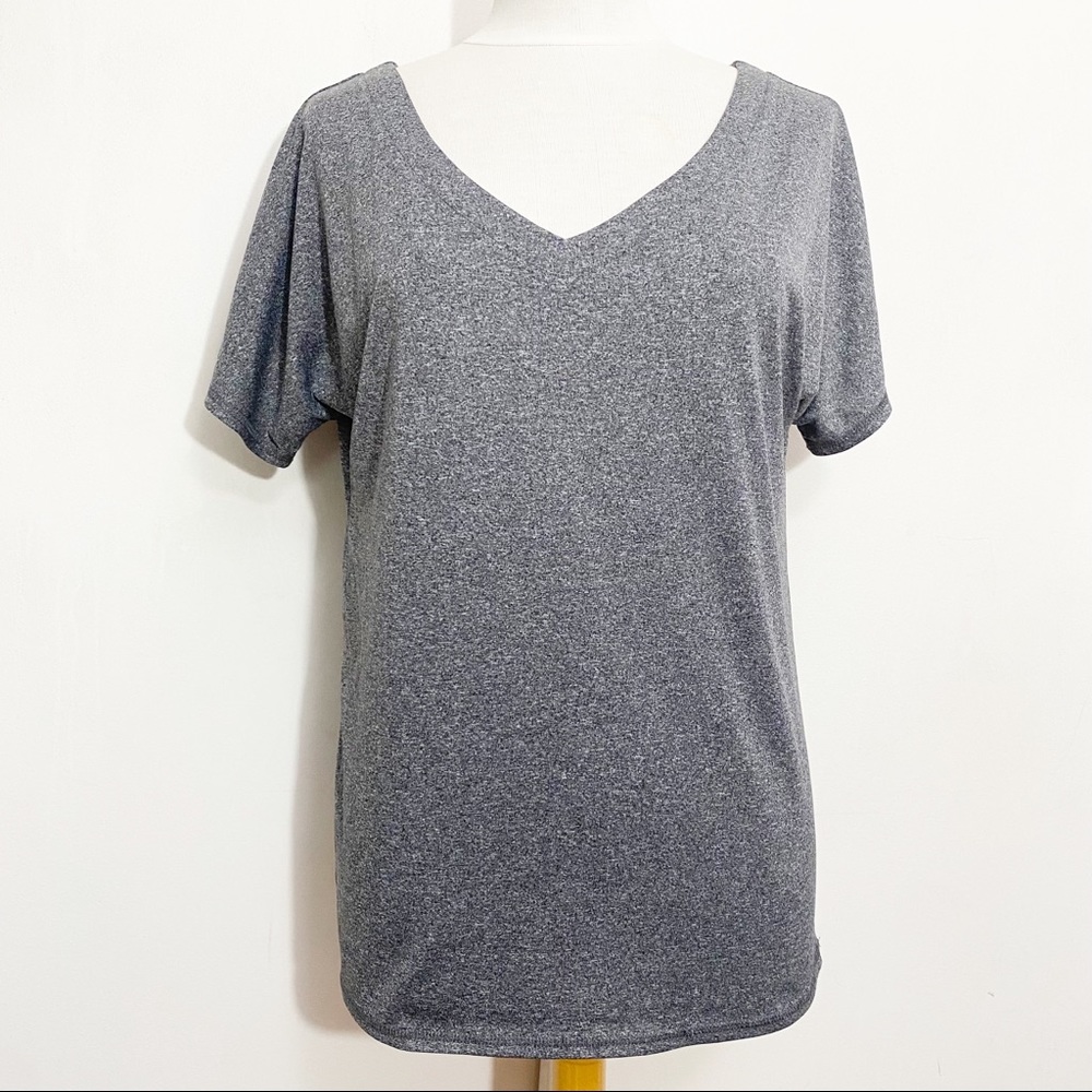 TEK GEAR v-neck 100% polyester heather gray workout athletic sport top M